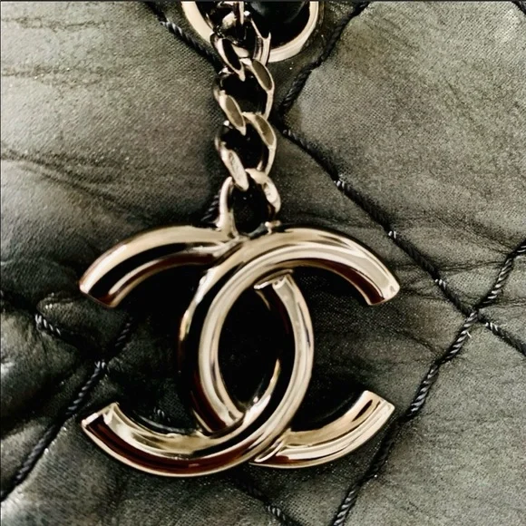 Authentic Chanel Mademoiselle Bag Black - Picture 6 of 8